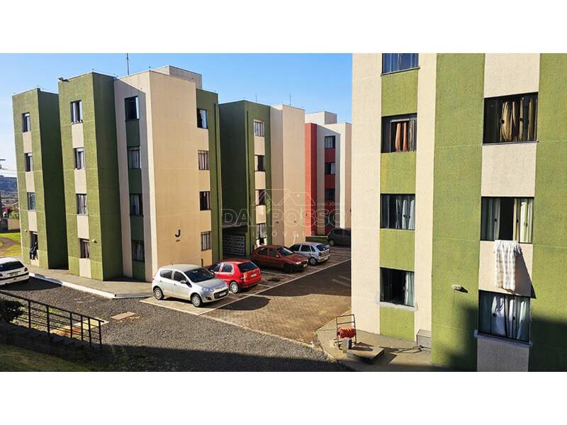 APARTAMENTO à venda no Conradinho: 