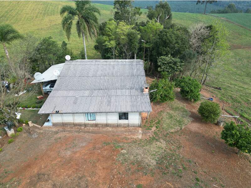 CHÁCARA à venda no ÁREA RURAL: 