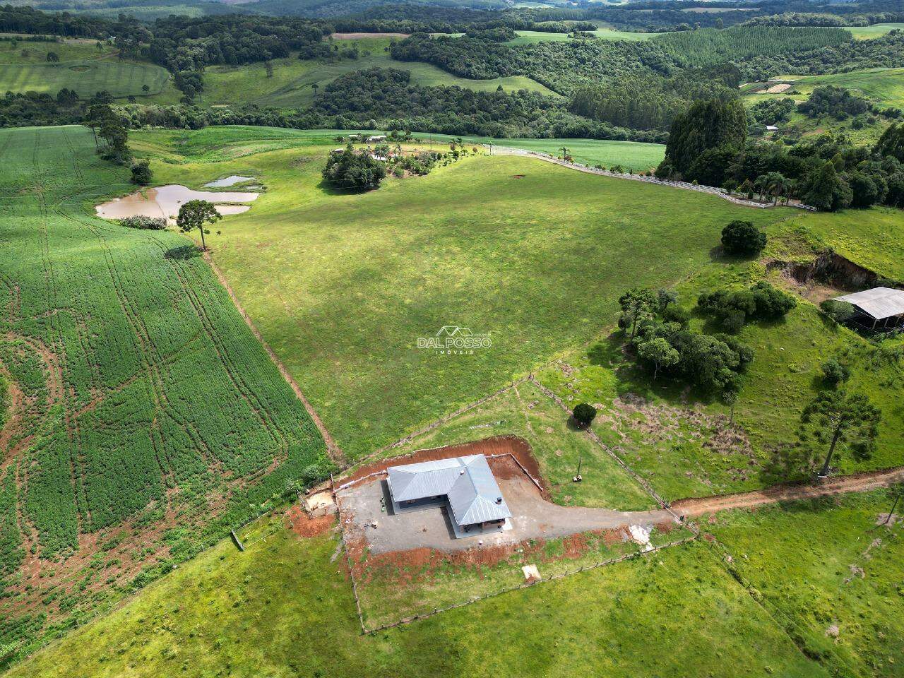CHÁCARA à venda no ÁREA RURAL: 