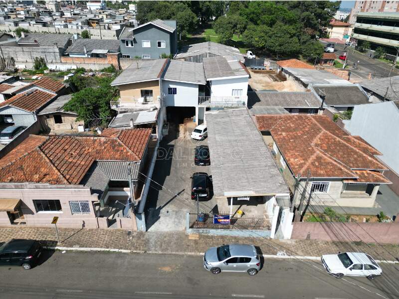 KITINET à venda no Centro: 
