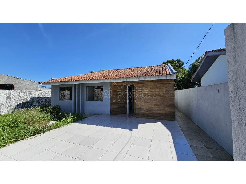 CASA à venda no Bonsucesso: 