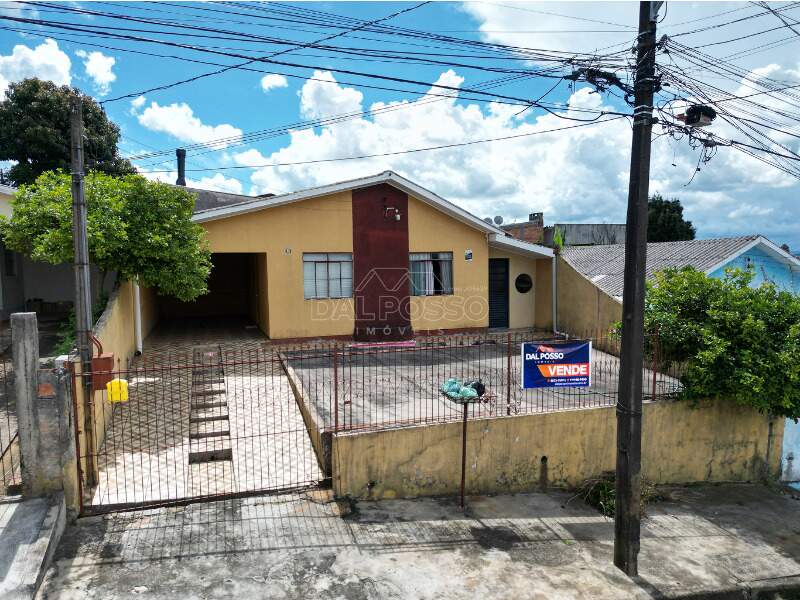 CASA à venda no Boqueirão: 