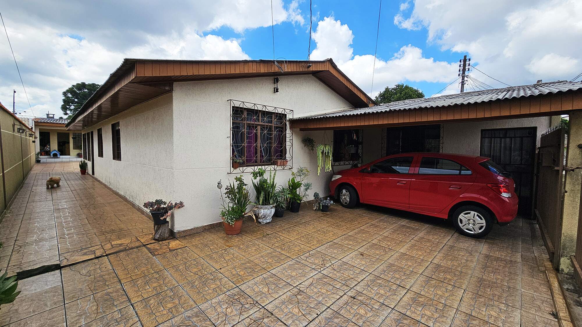 CASA à venda no Bonsucesso: 