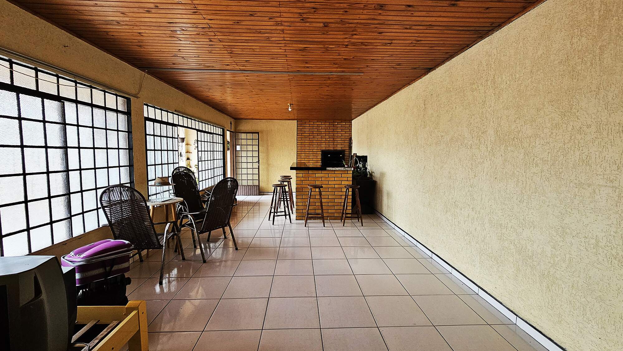 CASA à venda no Bonsucesso: 