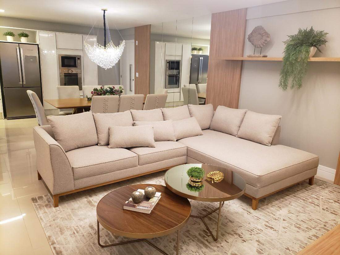 APARTAMENTO à venda no MEIA PRAIA: 