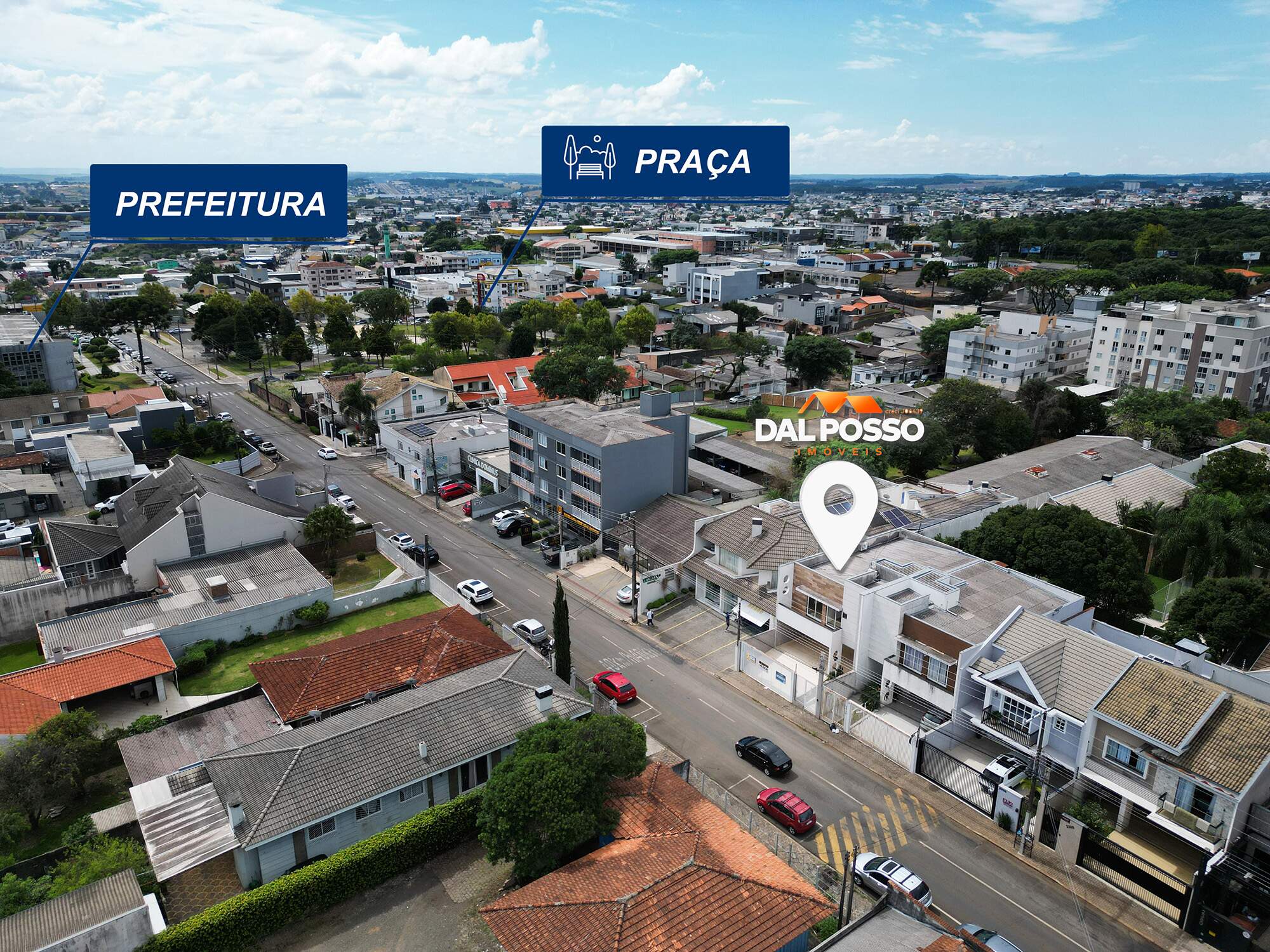SOBRADO à venda no Centro: 