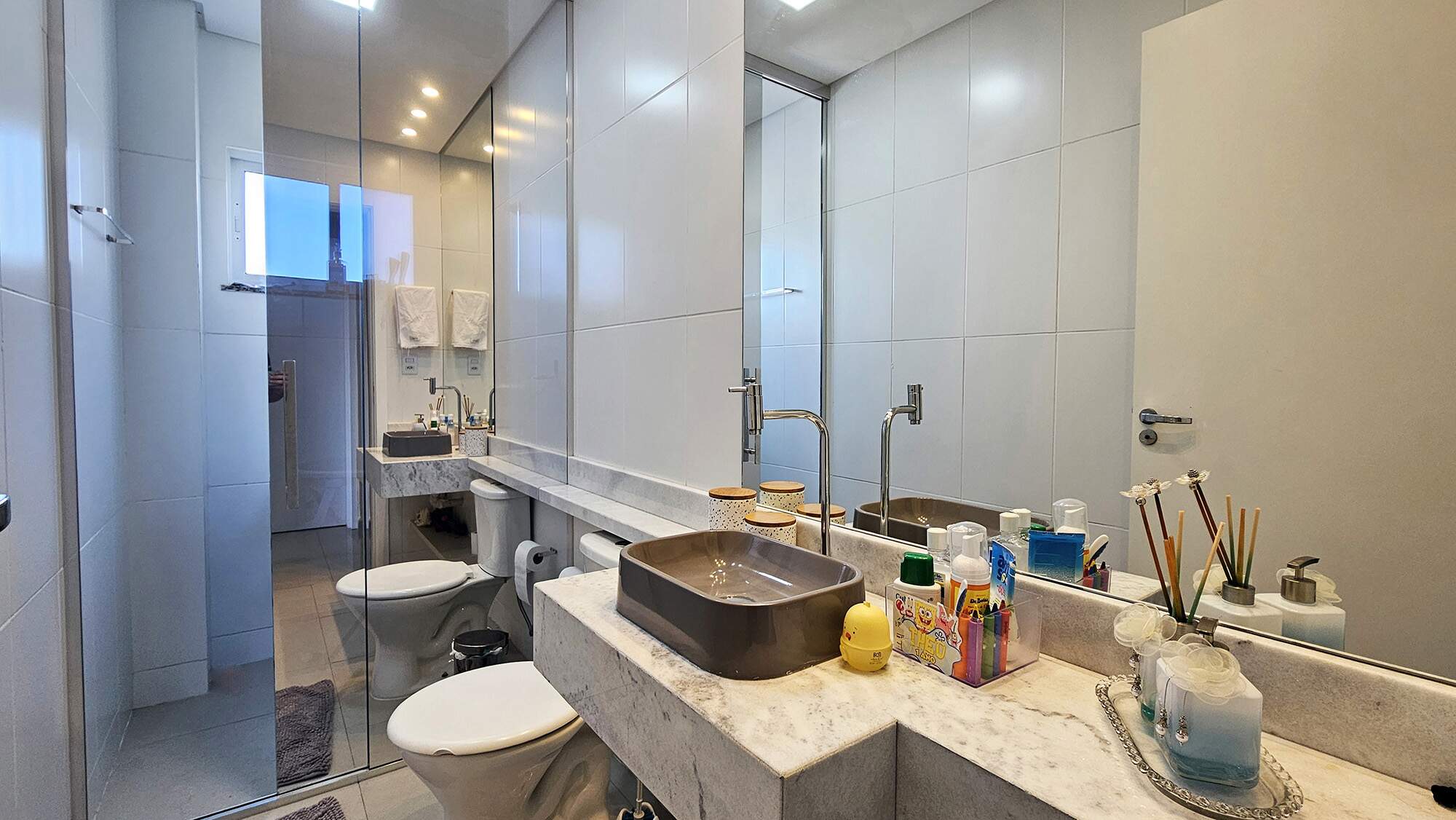 APARTAMENTO à venda no Bonsucesso: 