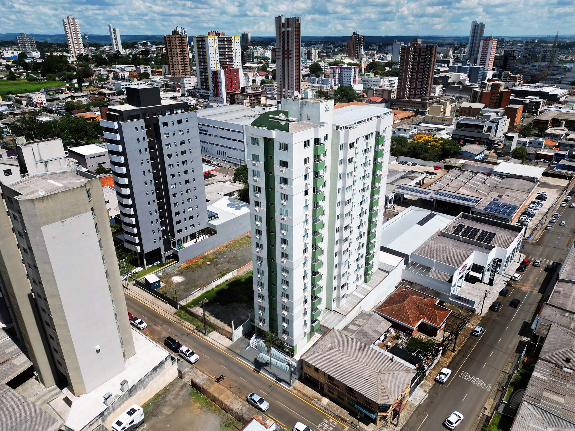 APARTAMENTO à venda no Centro: 
