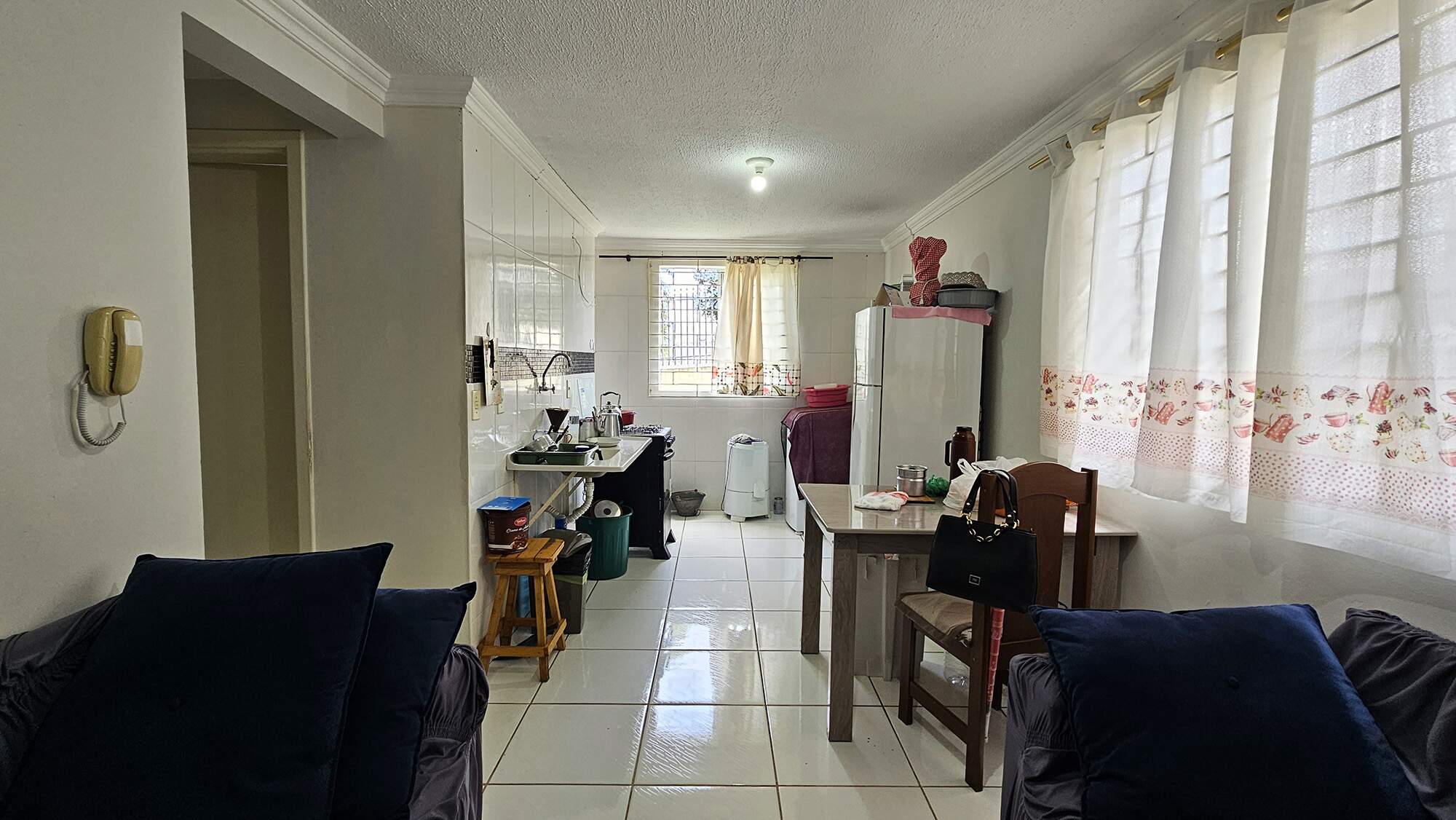 APARTAMENTO à venda no Conradinho: 