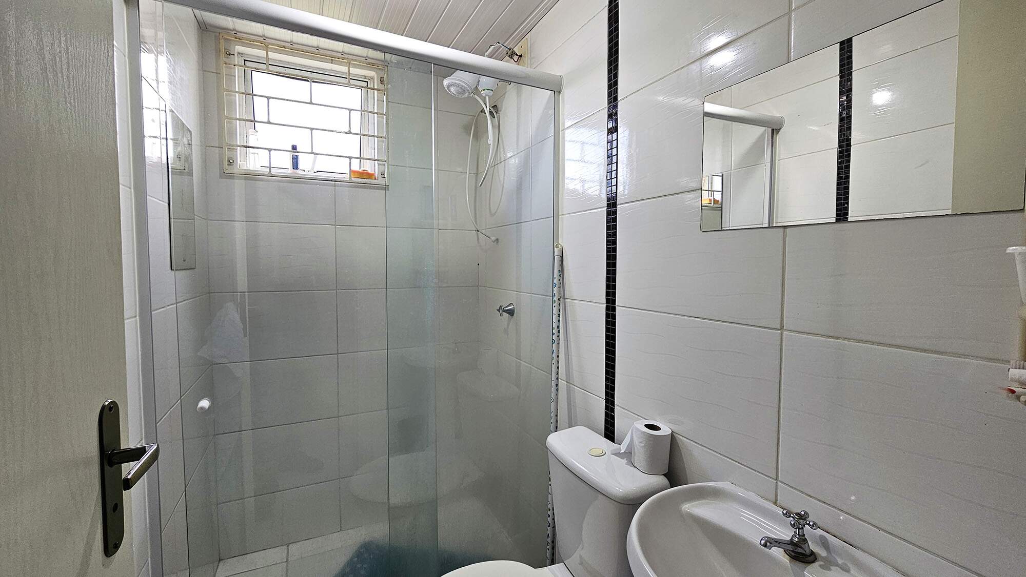 APARTAMENTO à venda no Conradinho: 