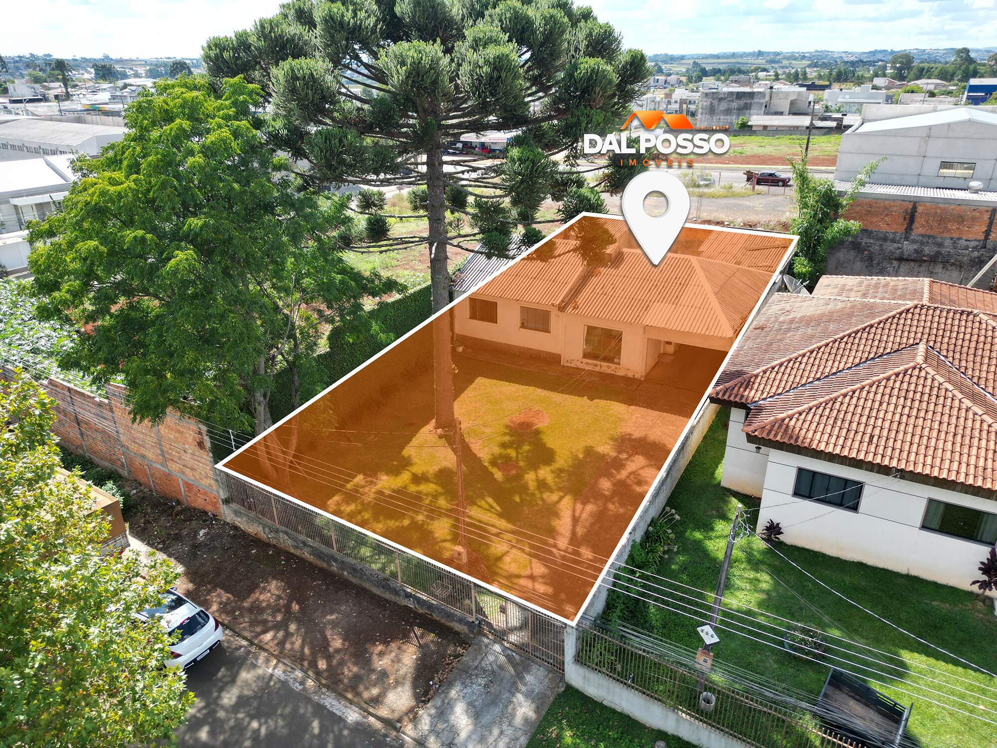 CASA à venda no JARDIM PINHEIRINHO: 