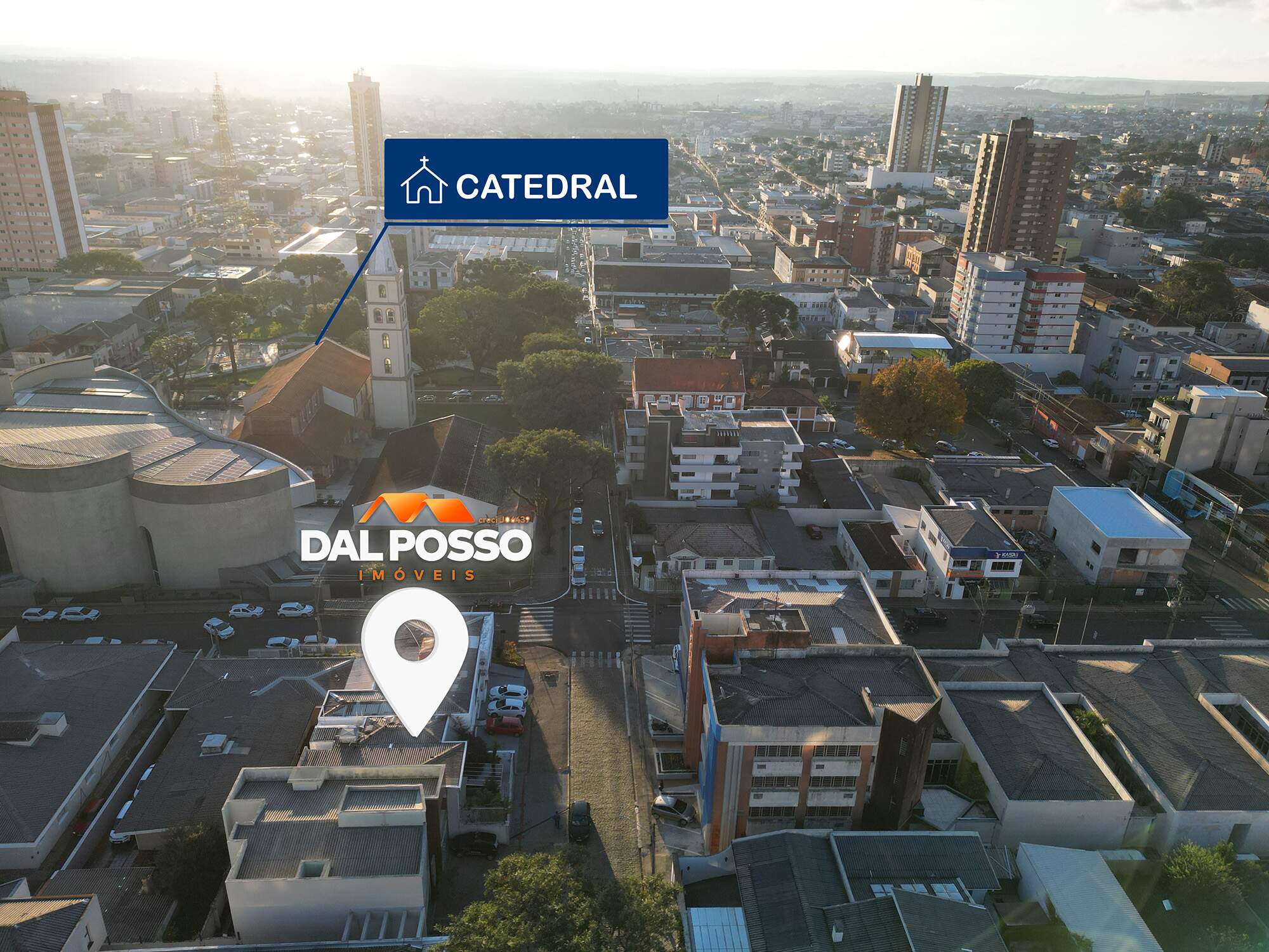 SOBRADO à venda no Centro: 