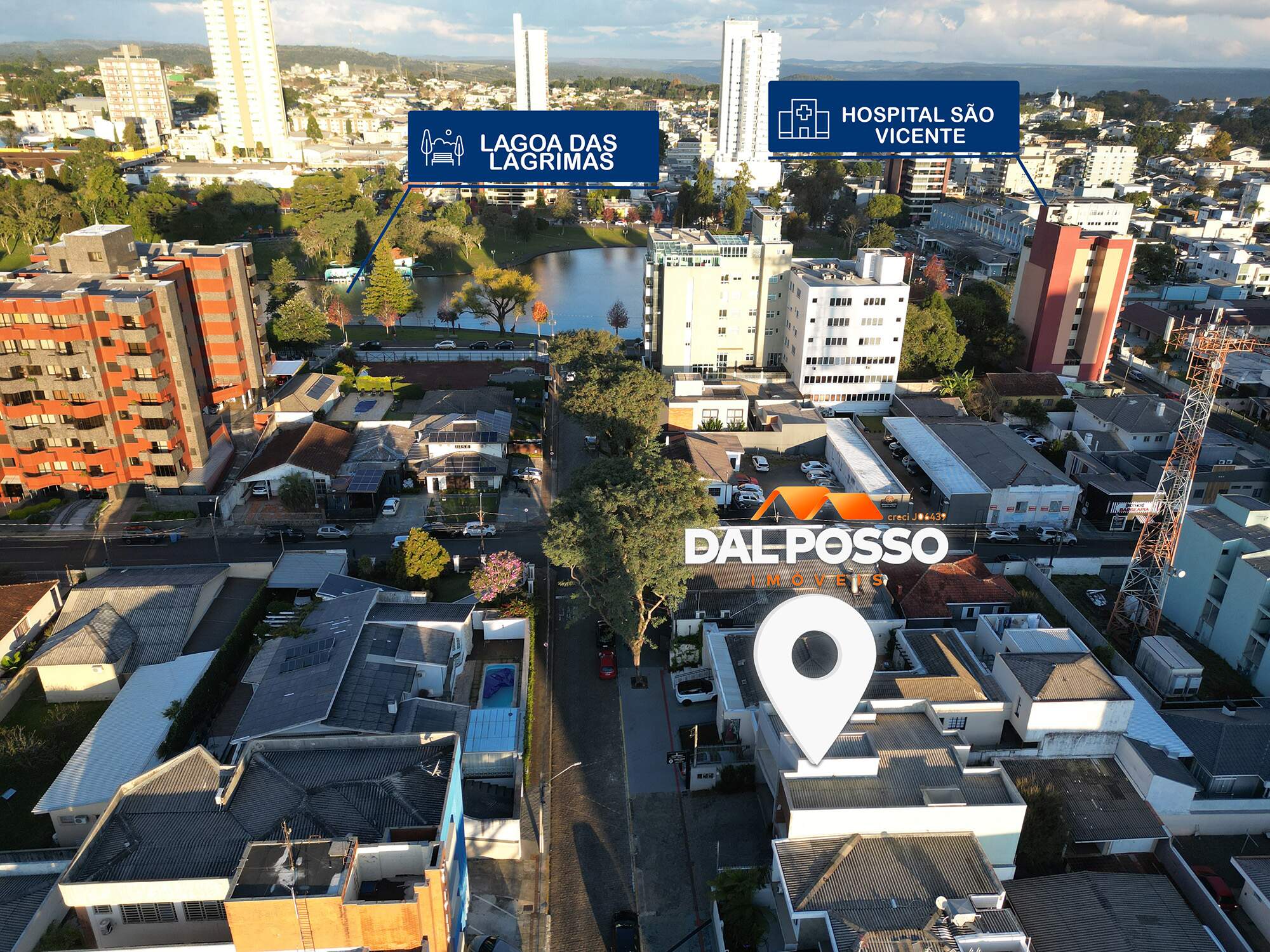SOBRADO à venda no Centro: 