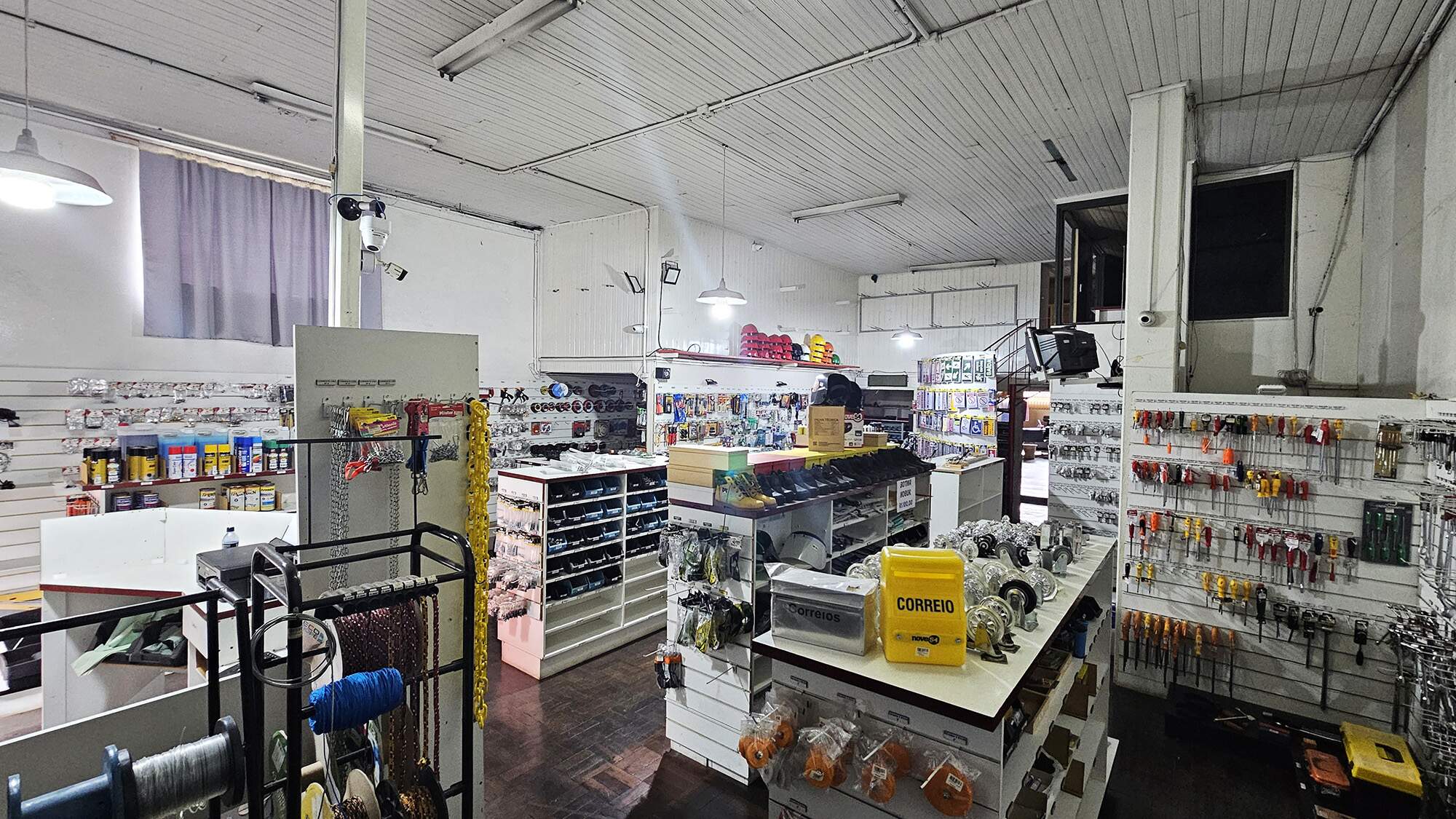 SALA COMERCIAL para aluguel no Centro: 