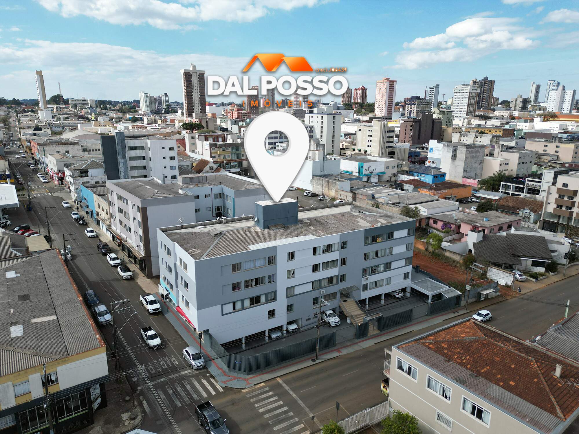 APARTAMENTO à venda no Centro: 