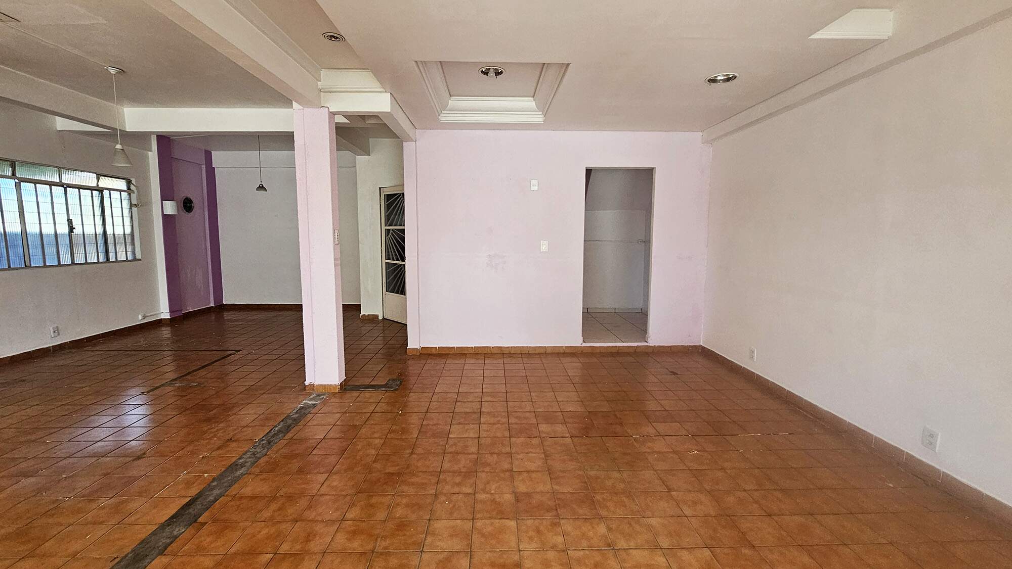 SALA COMERCIAL para aluguel no Centro: 