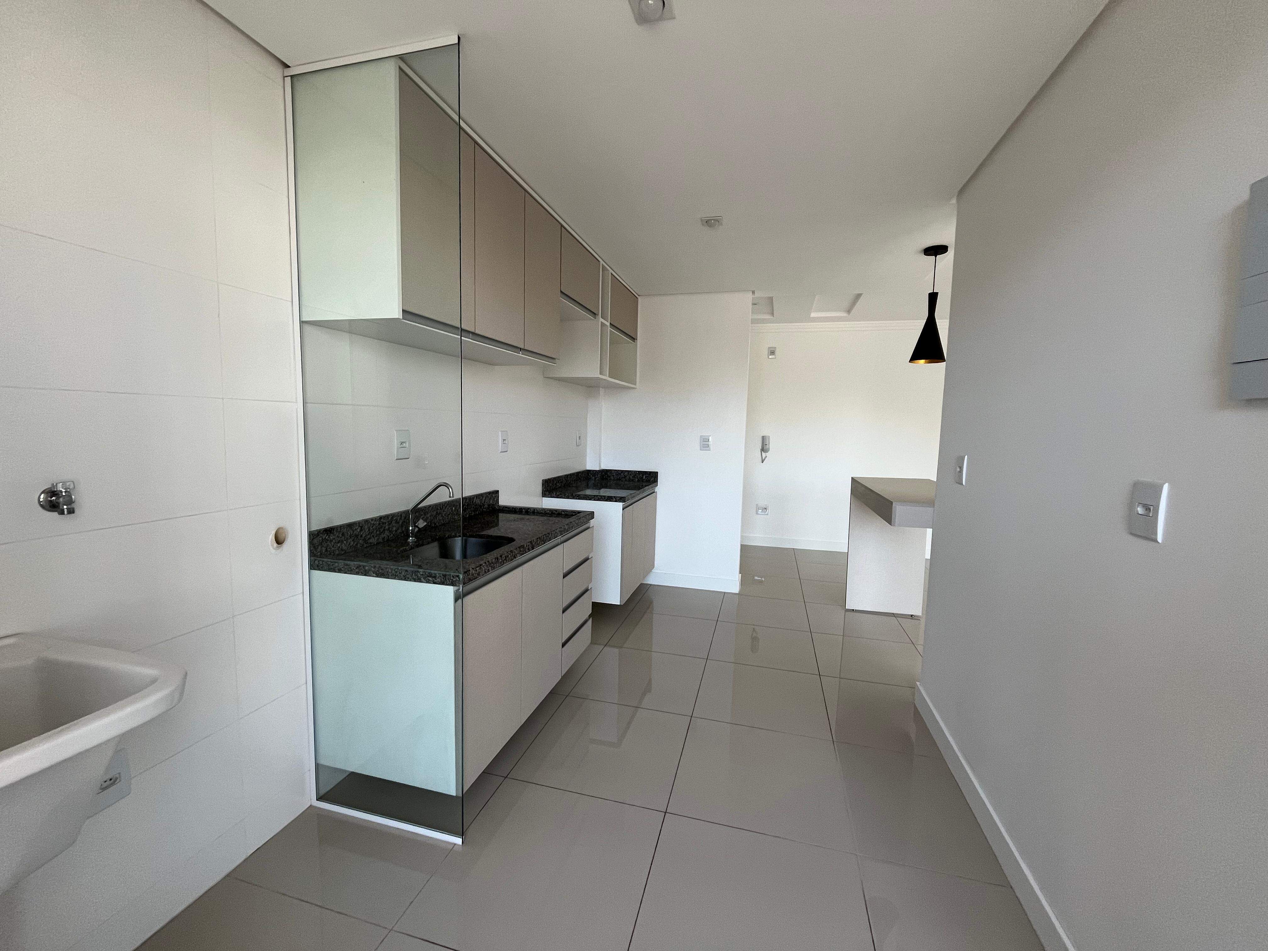 APARTAMENTO à venda no Bonsucesso: 