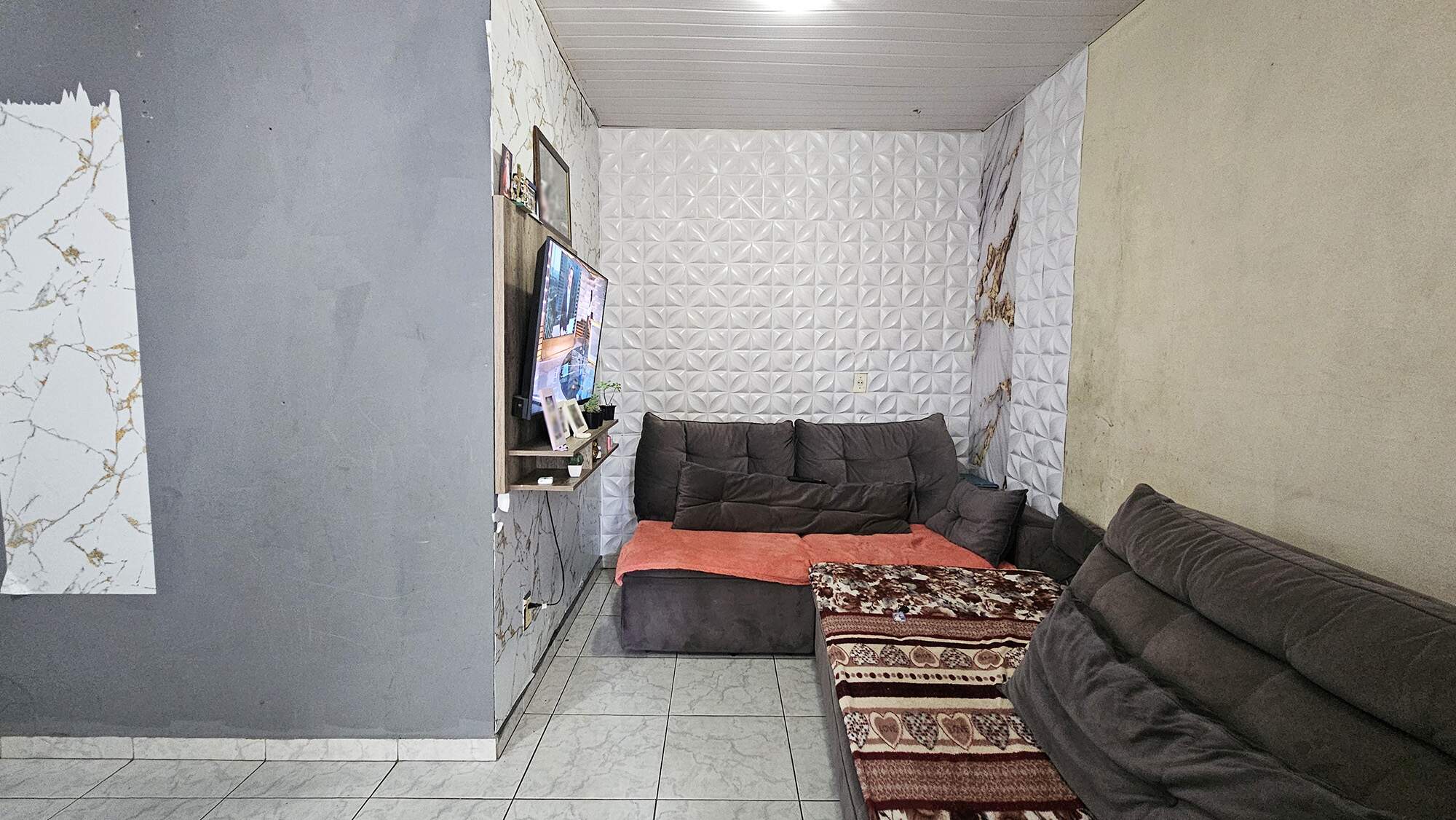 CASA à venda no Conradinho: 