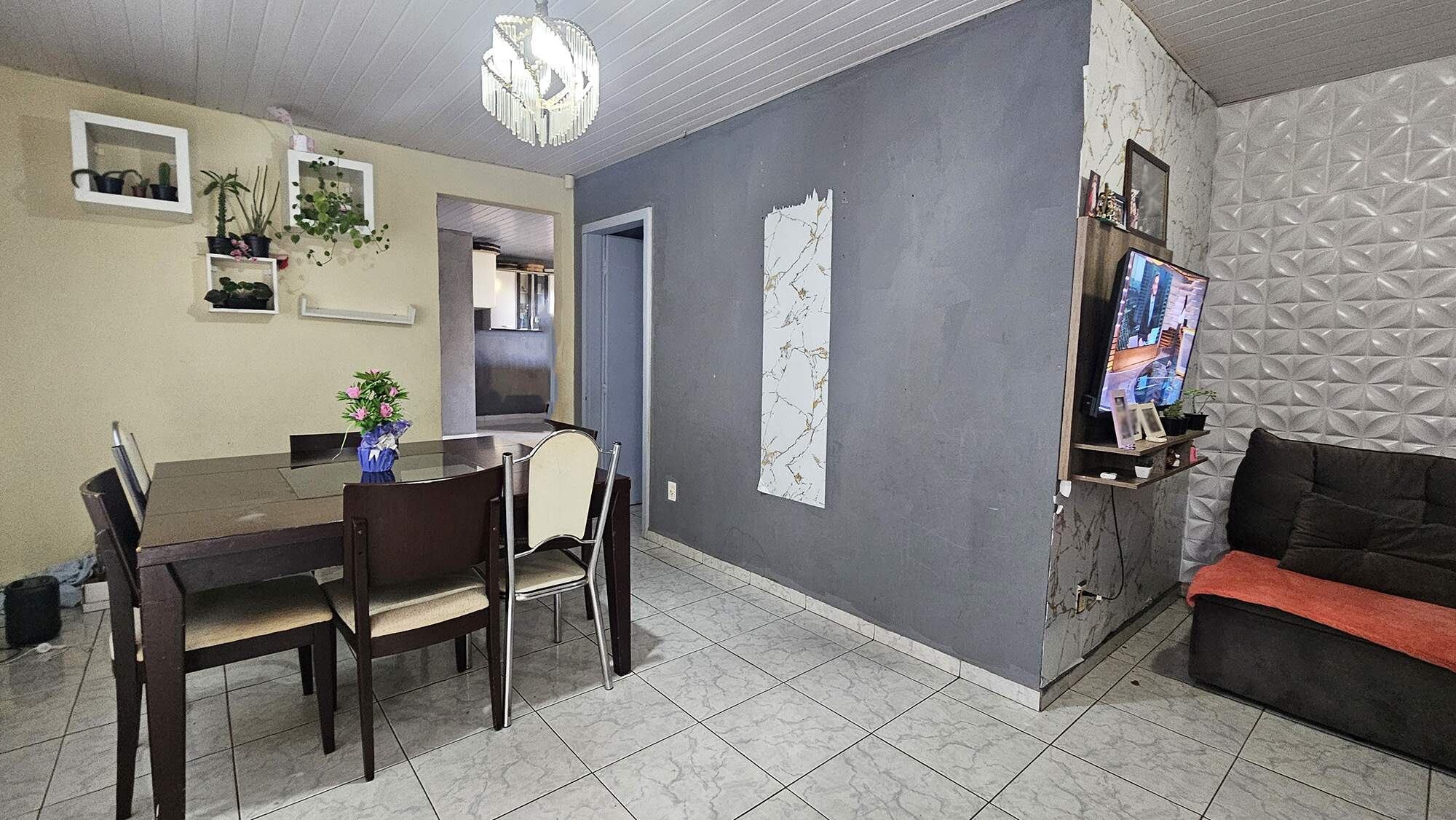 CASA à venda no Conradinho: 