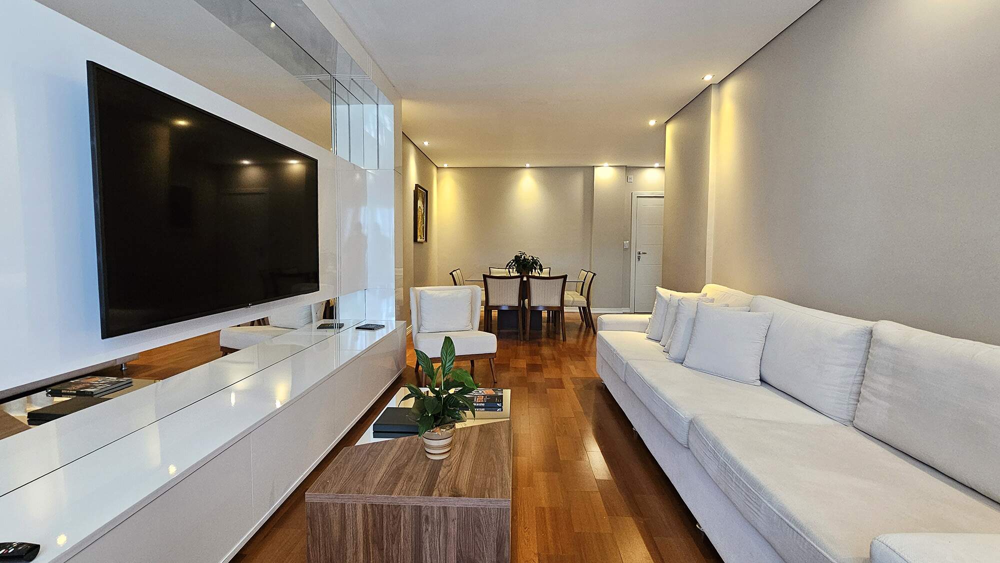 APARTAMENTO à venda no Santa Cruz: 