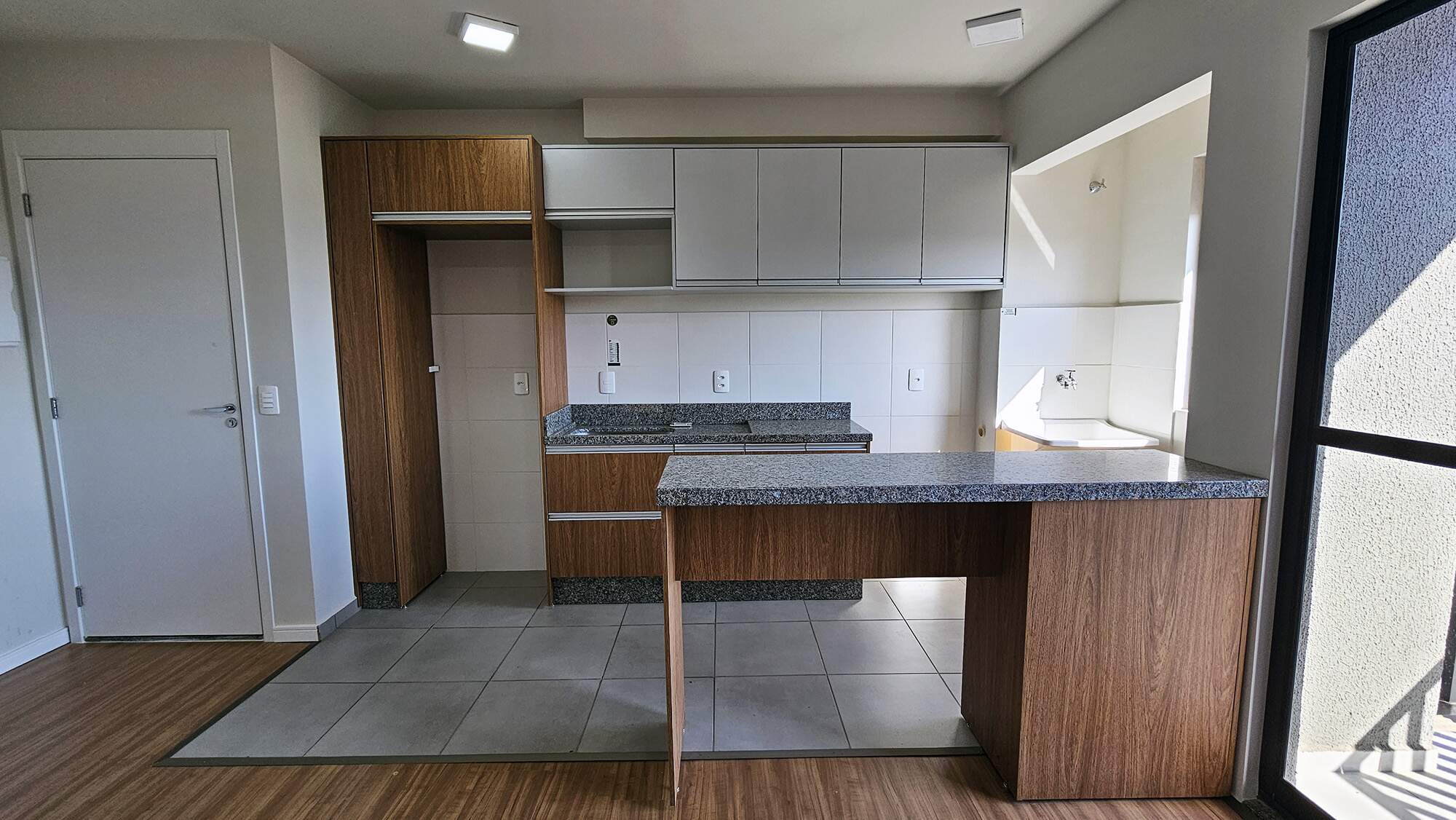 APARTAMENTO para aluguel no BATEL: 