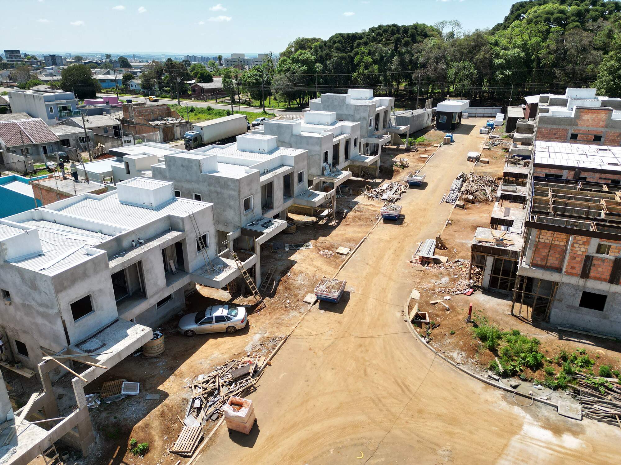 SOBRADO à venda no Boqueirão: 