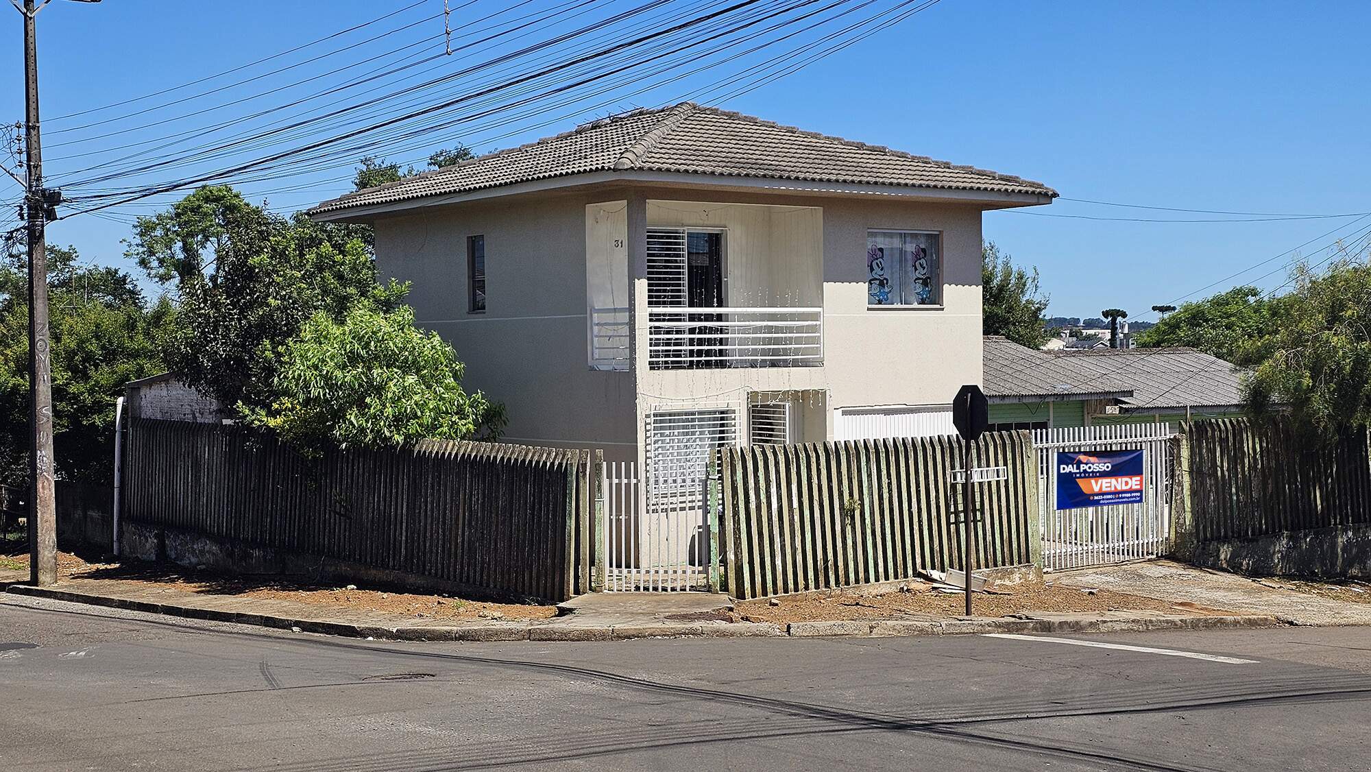 SOBRADO à venda no Bonsucesso: 