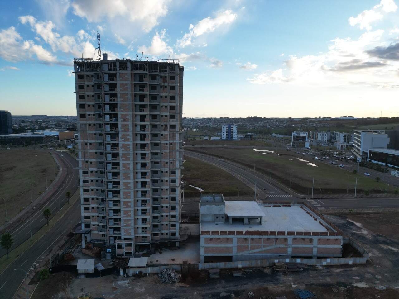 APARTAMENTO à venda no CIDADE DOS LAGOS: 