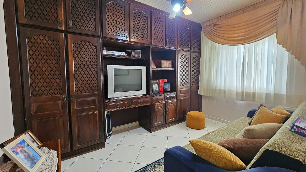 CASA à venda no Centro: 