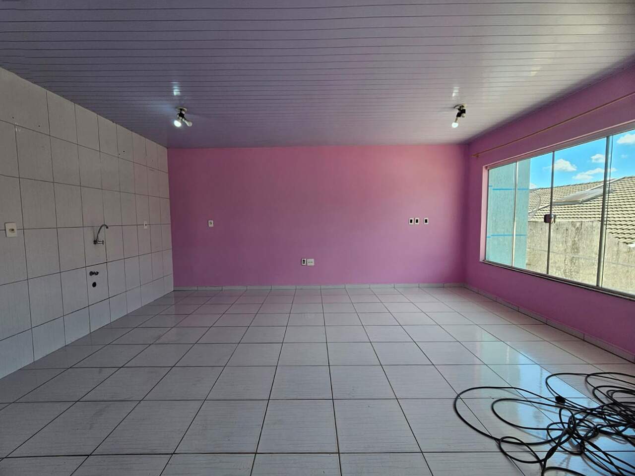 CASA à venda no Bonsucesso: 