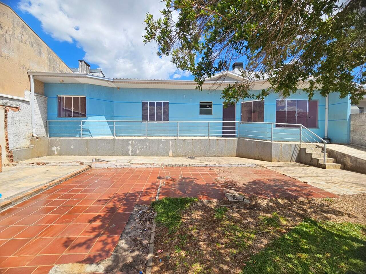 CASA à venda no Bonsucesso: 