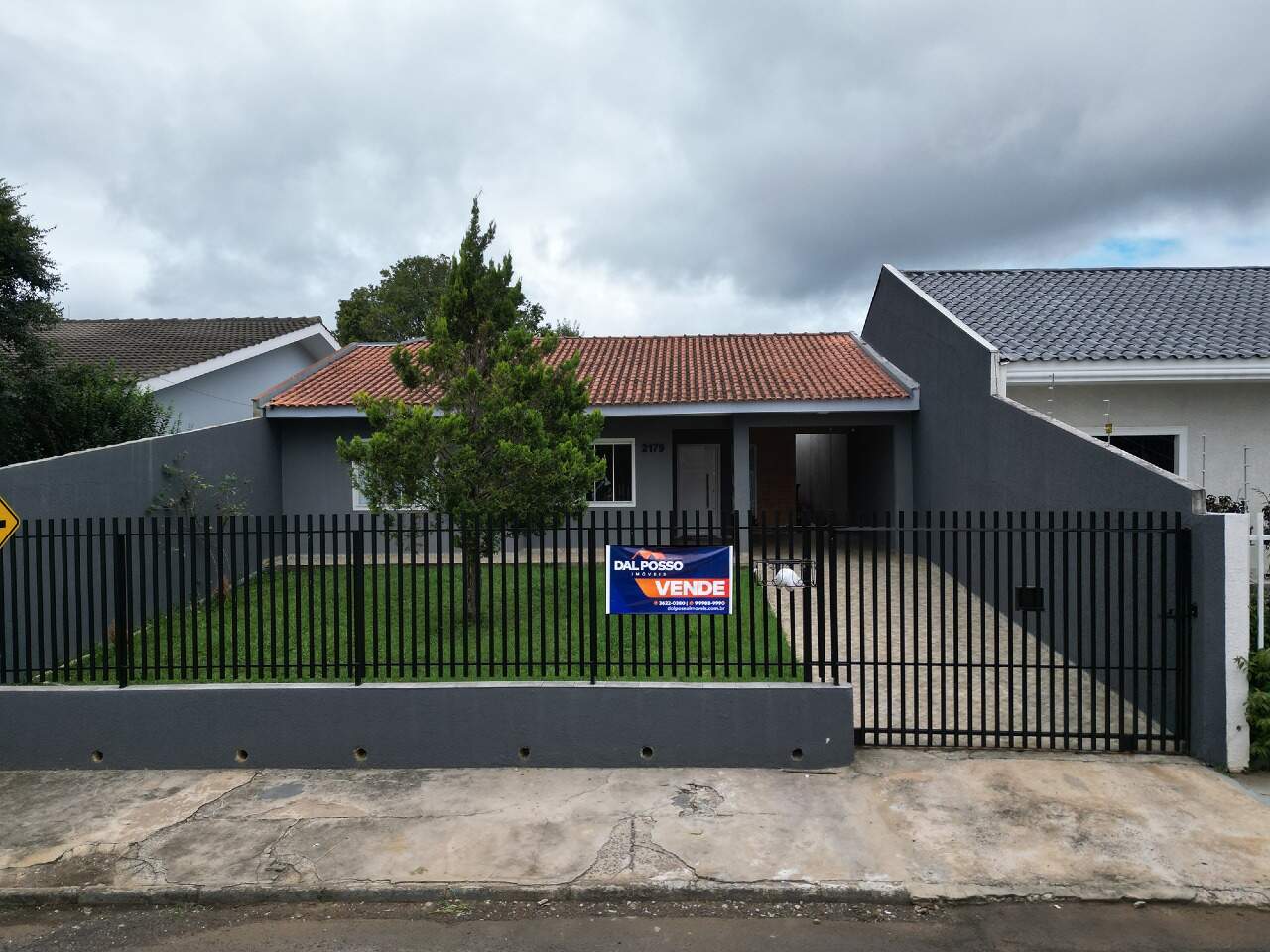 CASA à venda no Santa Cruz: 