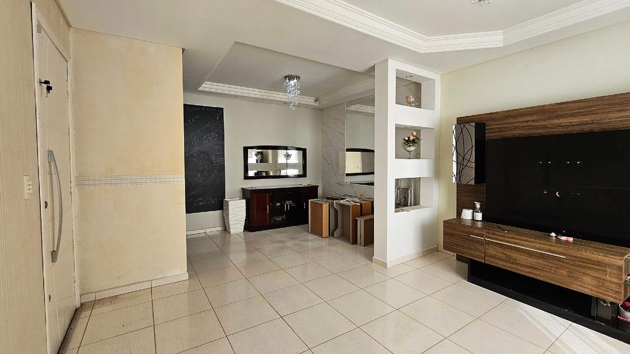 CASA à venda no ALTO DA XV: 