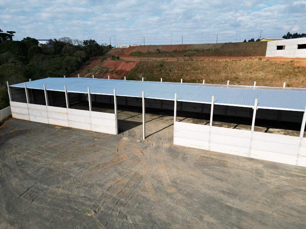 BARRACÃO para aluguel no Imóvel Morro Alto: 