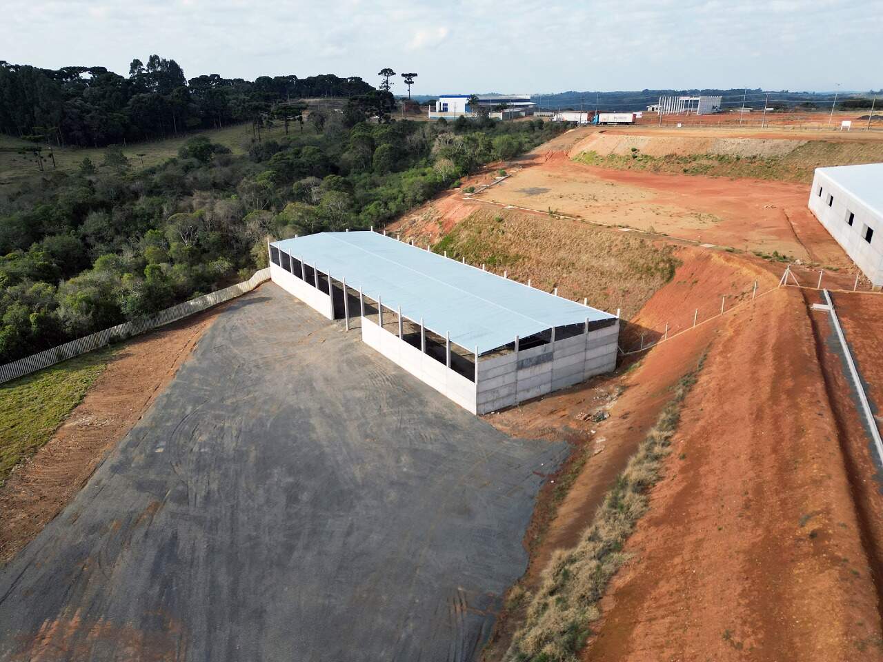 BARRACÃO para aluguel no Imóvel Morro Alto: 