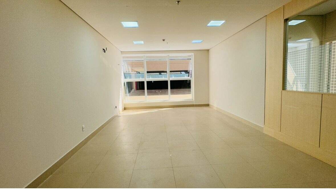 SALA COMERCIAL para aluguel no CIDADE DOS LAGOS: 