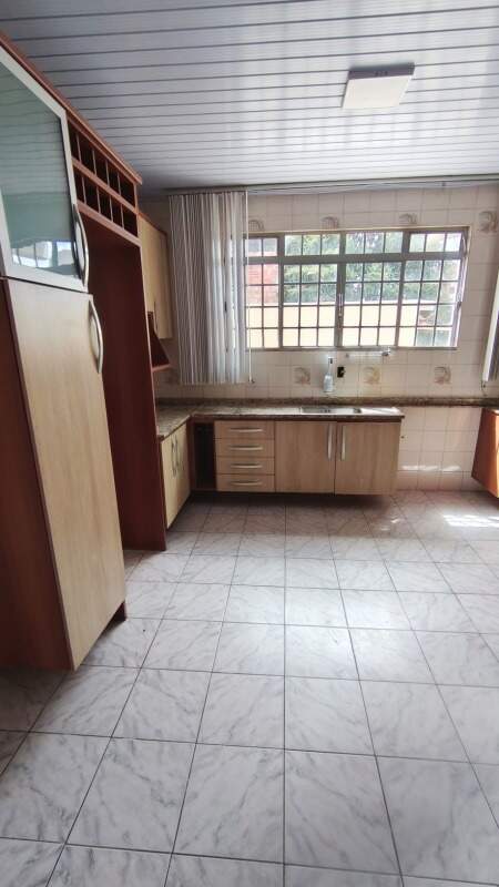CASA para aluguel no Centro: 