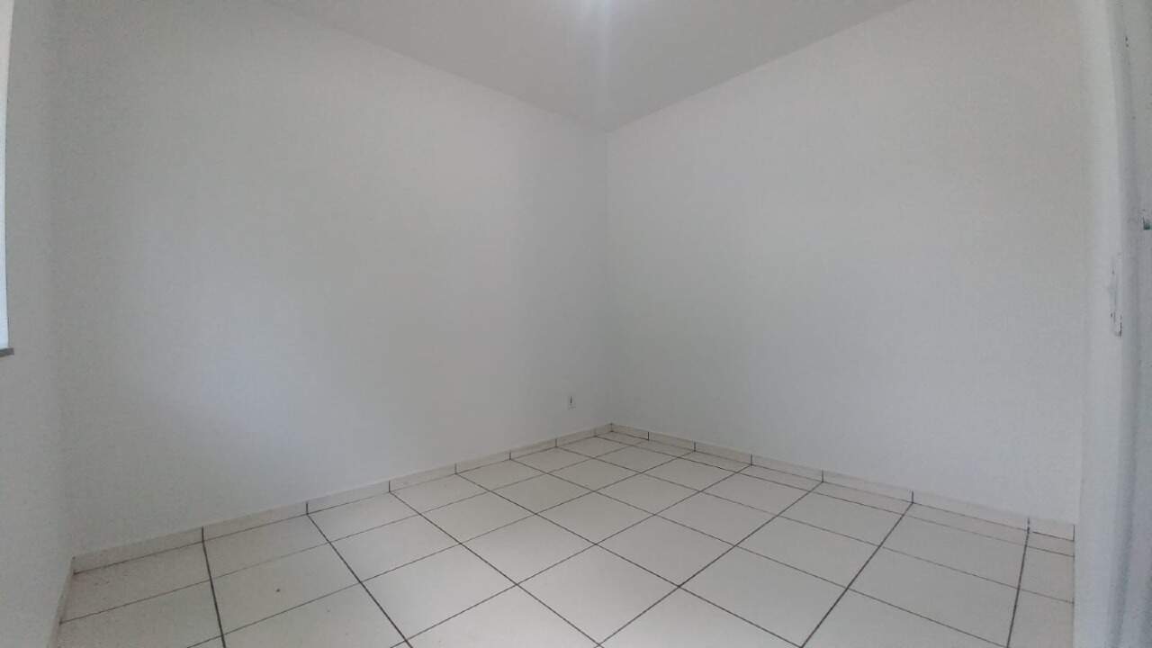 KITINET para aluguel no Bonsucesso: 