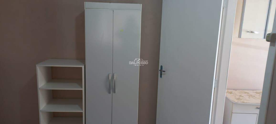 KITINET para aluguel no Bonsucesso: 