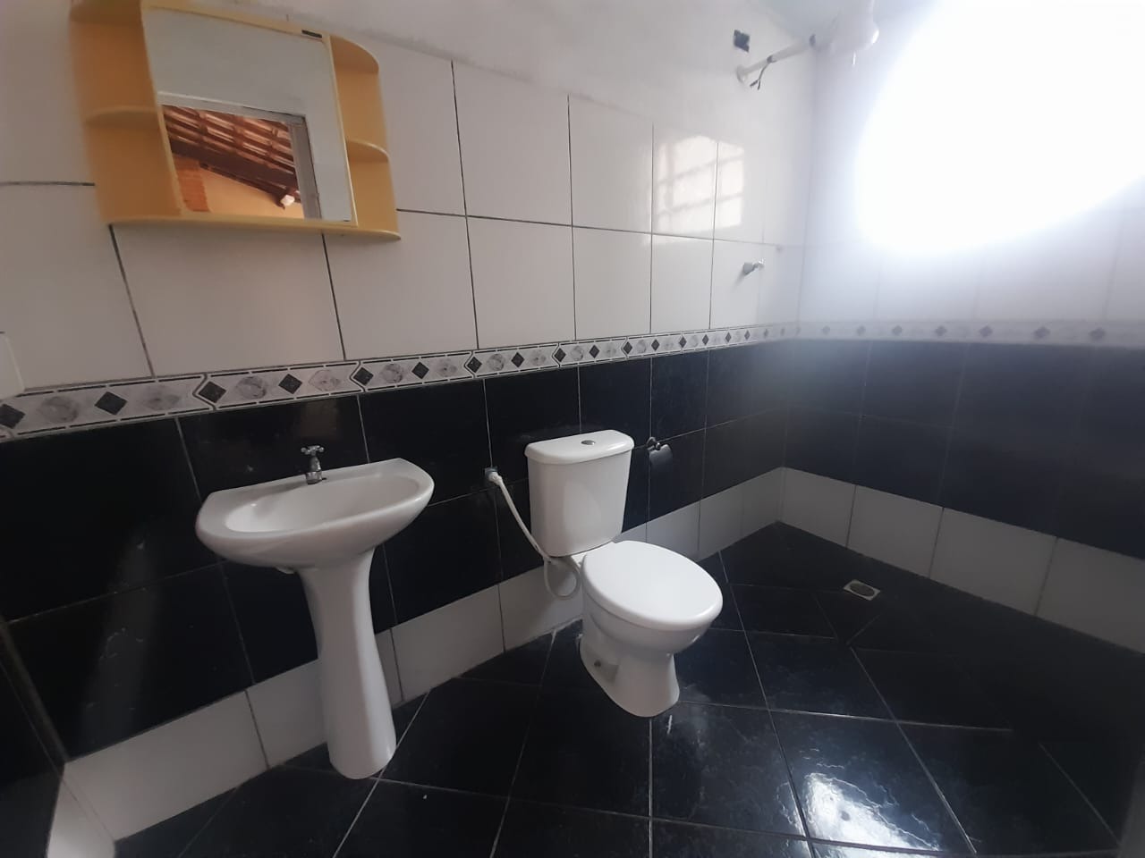 Casa para aluguel no Vila dos Comerciários 2: 