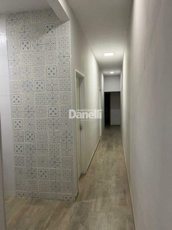 Casa à venda no Centro: 