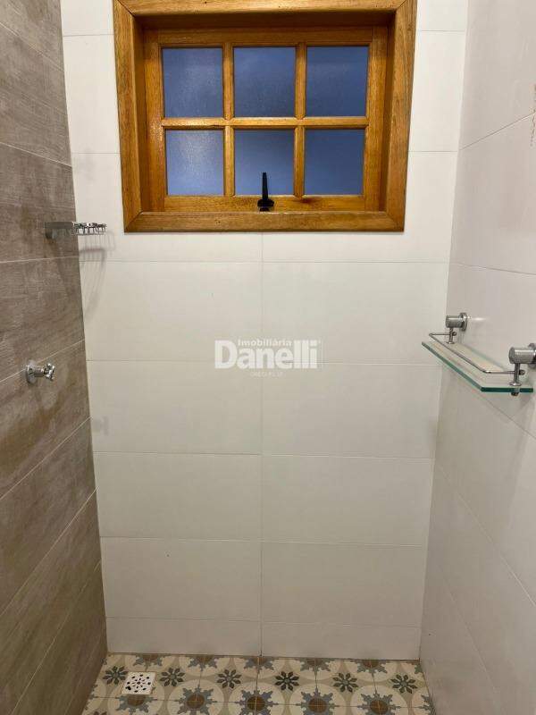 Casa à venda no Centro: 