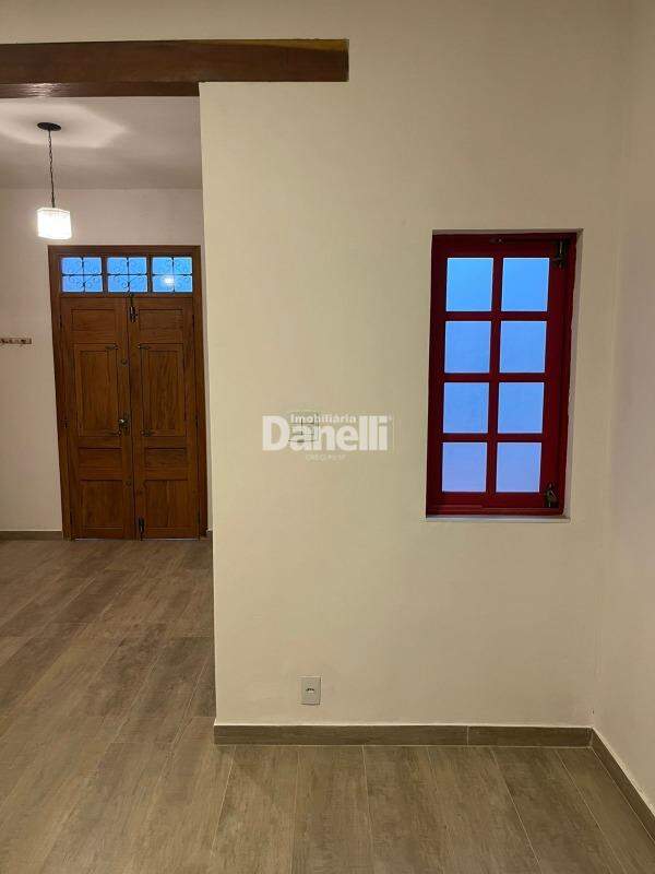 Casa à venda no Centro: 