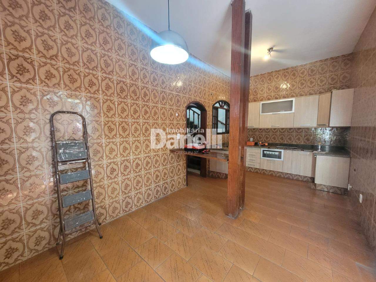 Casa para aluguel no Centro: 