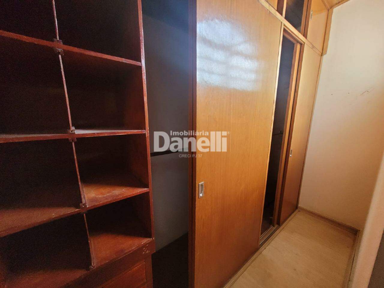 Casa para aluguel no Centro: 