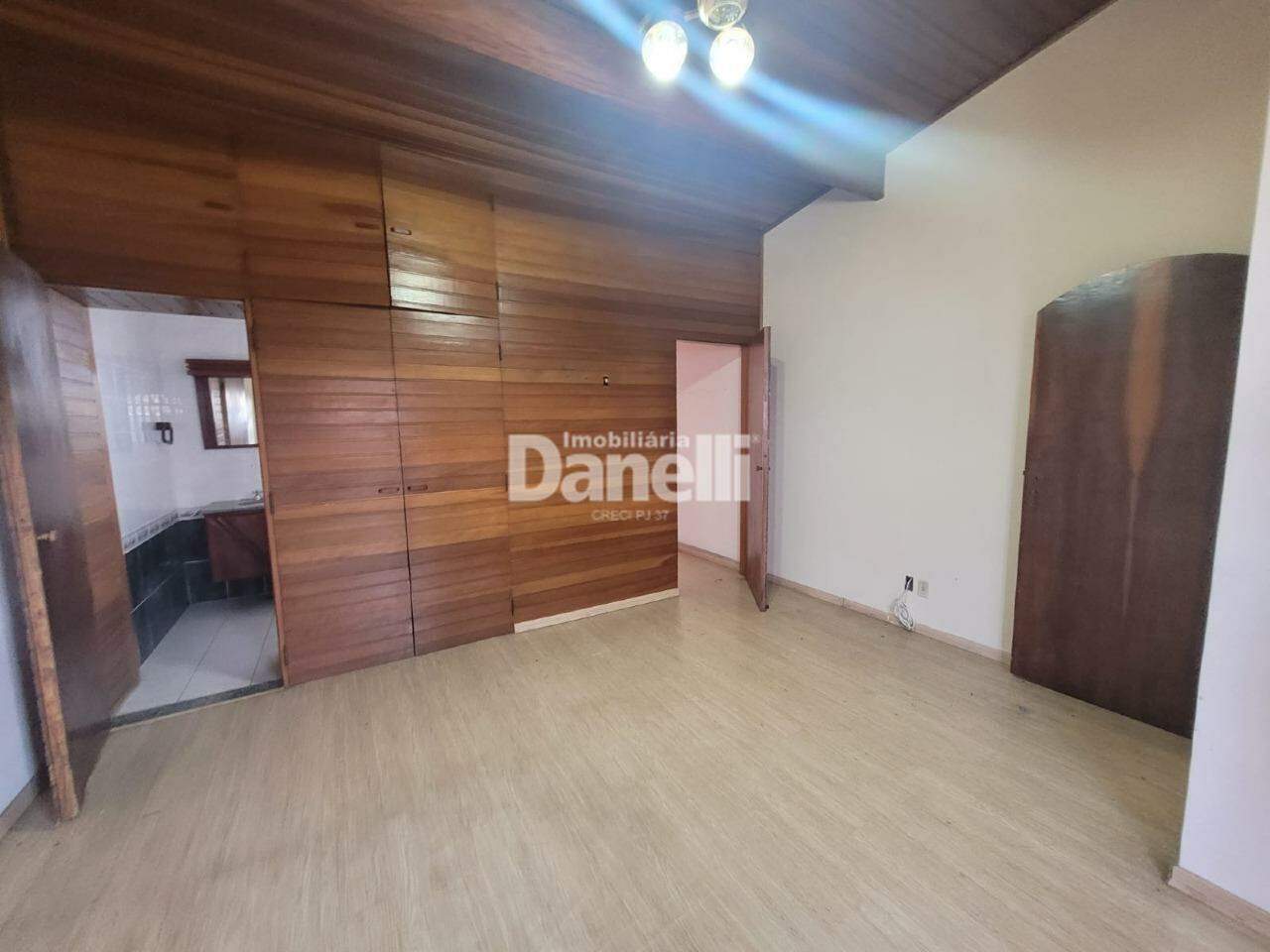 Casa para aluguel no Centro: 