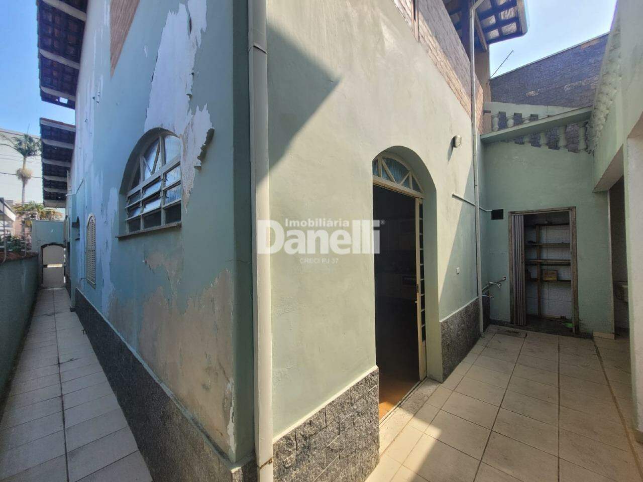 Casa para aluguel no Centro: 