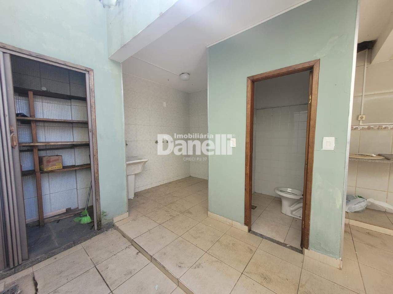 Casa para aluguel no Centro: 
