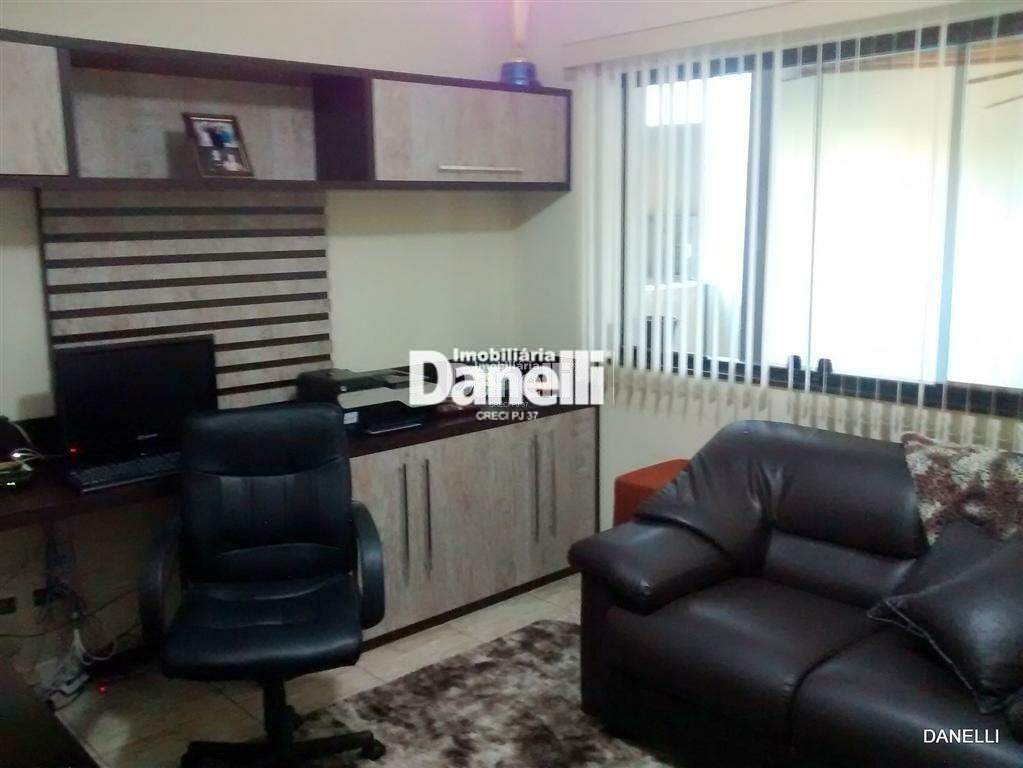 Casa à venda no Jardim das Nações: 