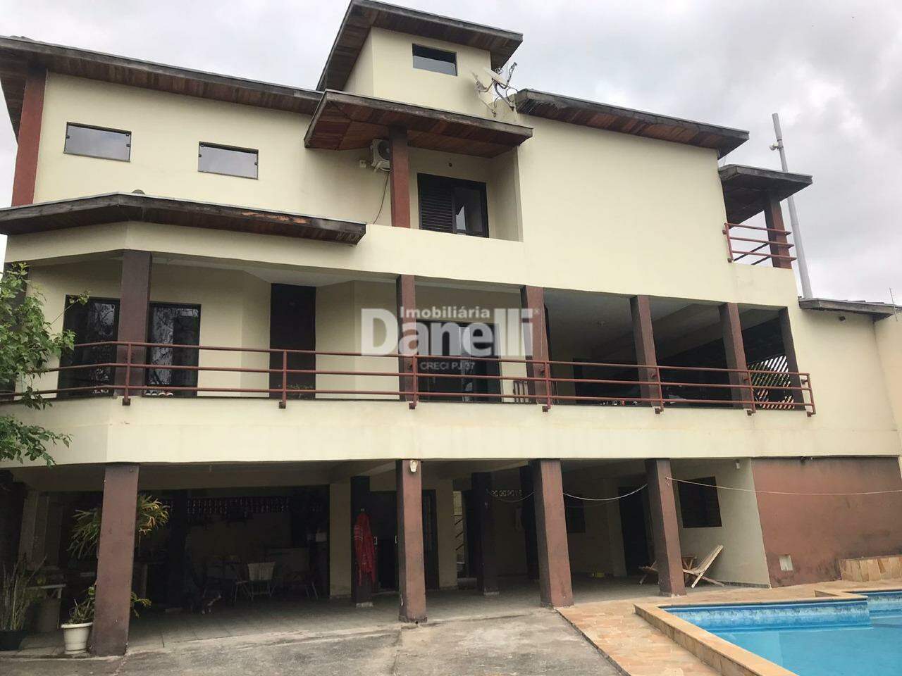 Casa à venda no Jardim das Nações: 